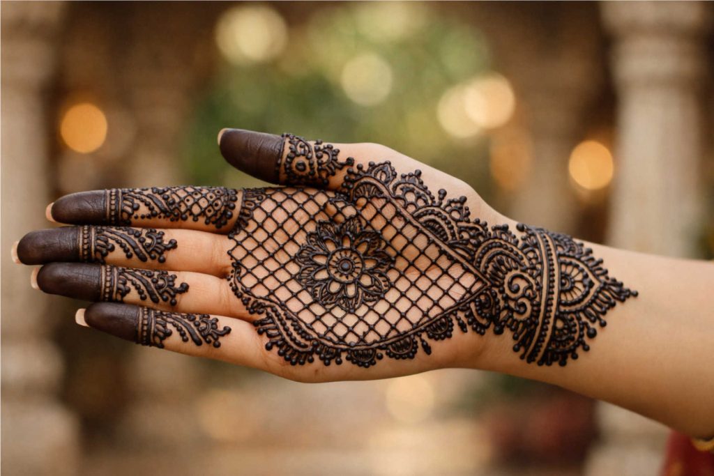 Net Mehndi Designs - Beautiful Net Mehndi Patterns for Hands - MehndiKart